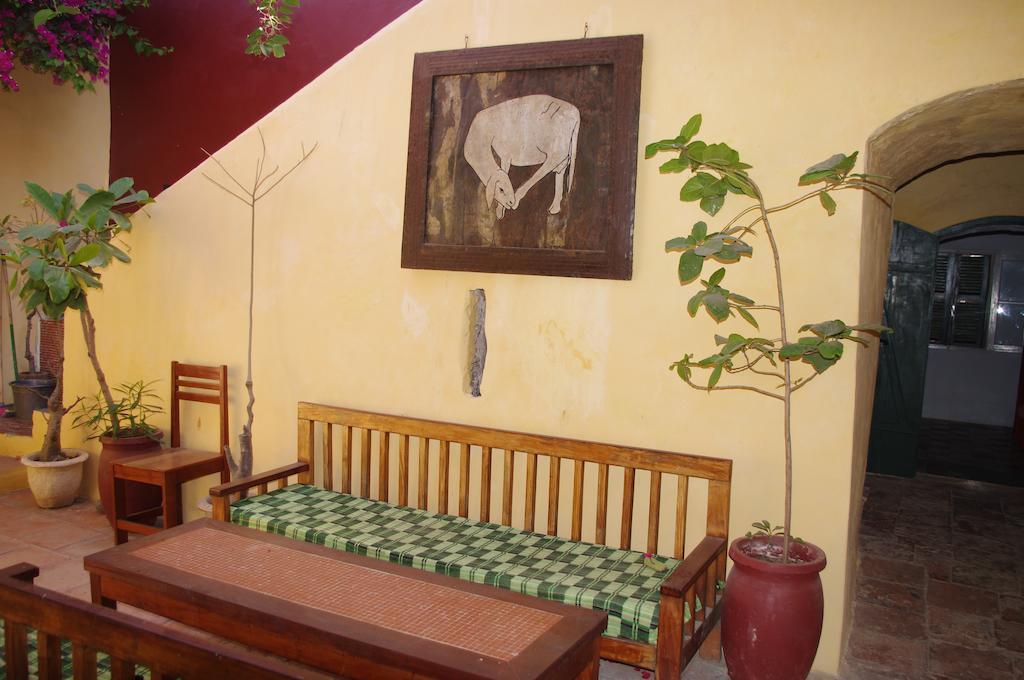 Maison Augustin Ly Gorée Kamer foto