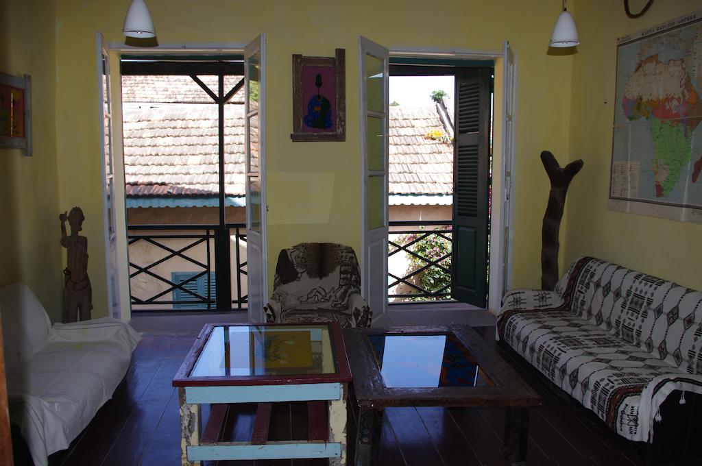 Maison Augustin Ly Gorée Kamer foto
