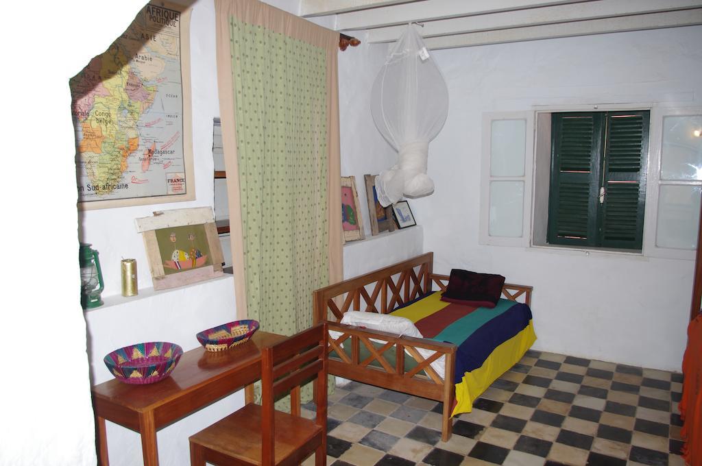 Maison Augustin Ly Gorée Kamer foto